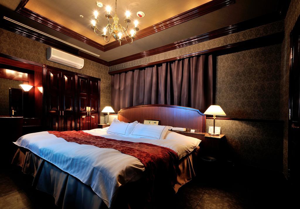 Hotel Alps (Adults Only) Осака Екстер'єр фото