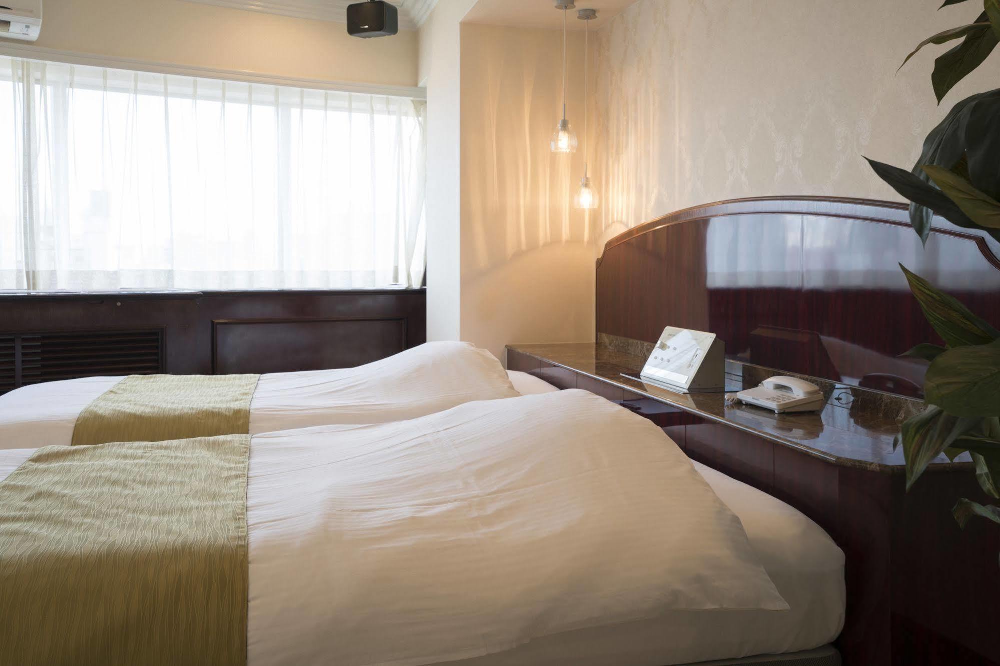 Hotel Alps (Adults Only) Осака Екстер'єр фото