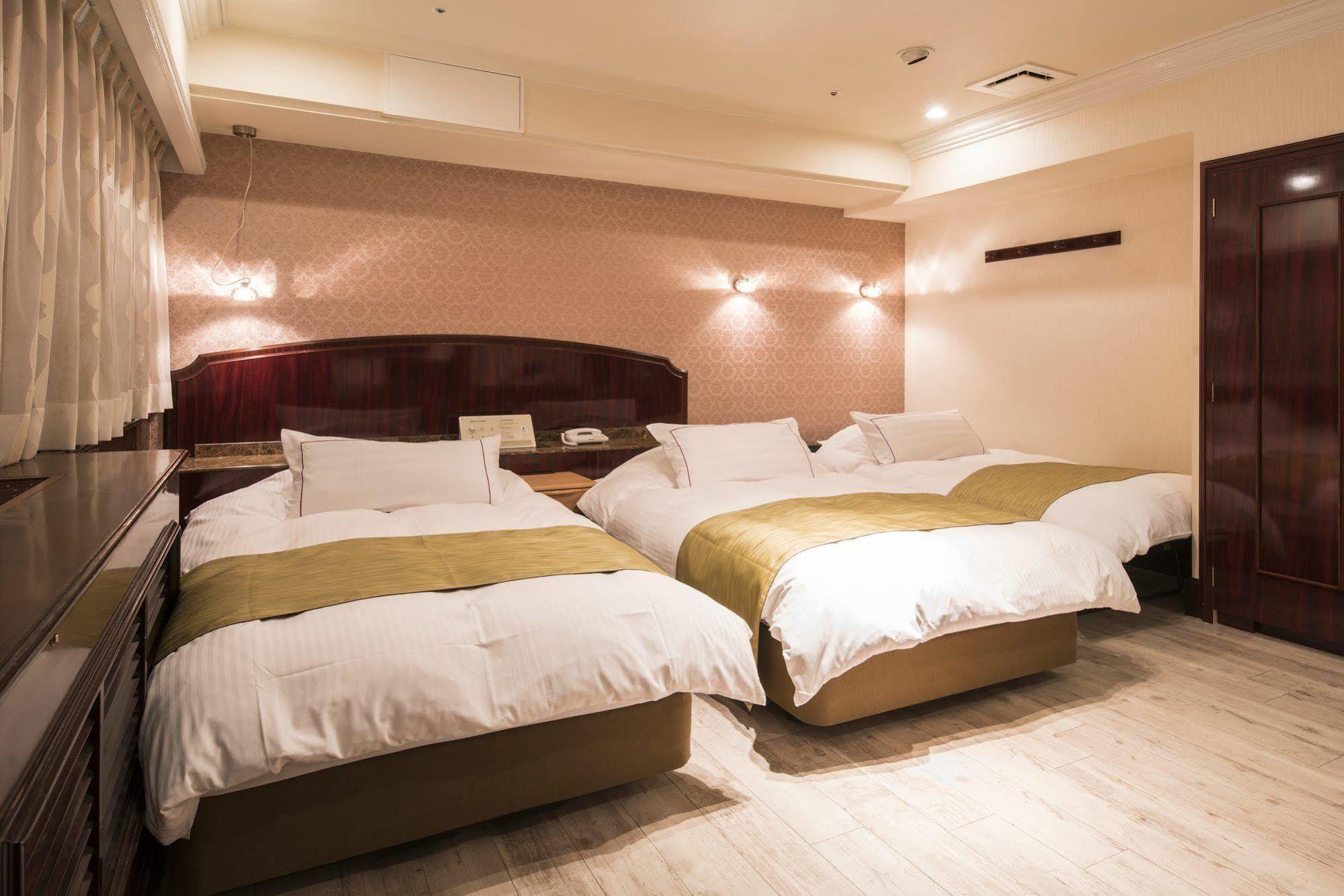 Hotel Alps (Adults Only) Осака Екстер'єр фото