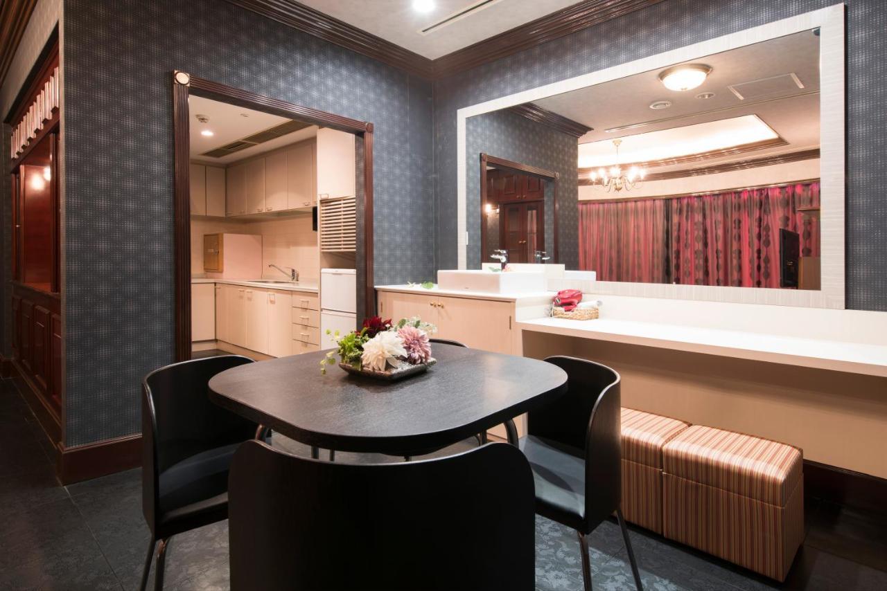 Hotel Alps (Adults Only) Осака Екстер'єр фото