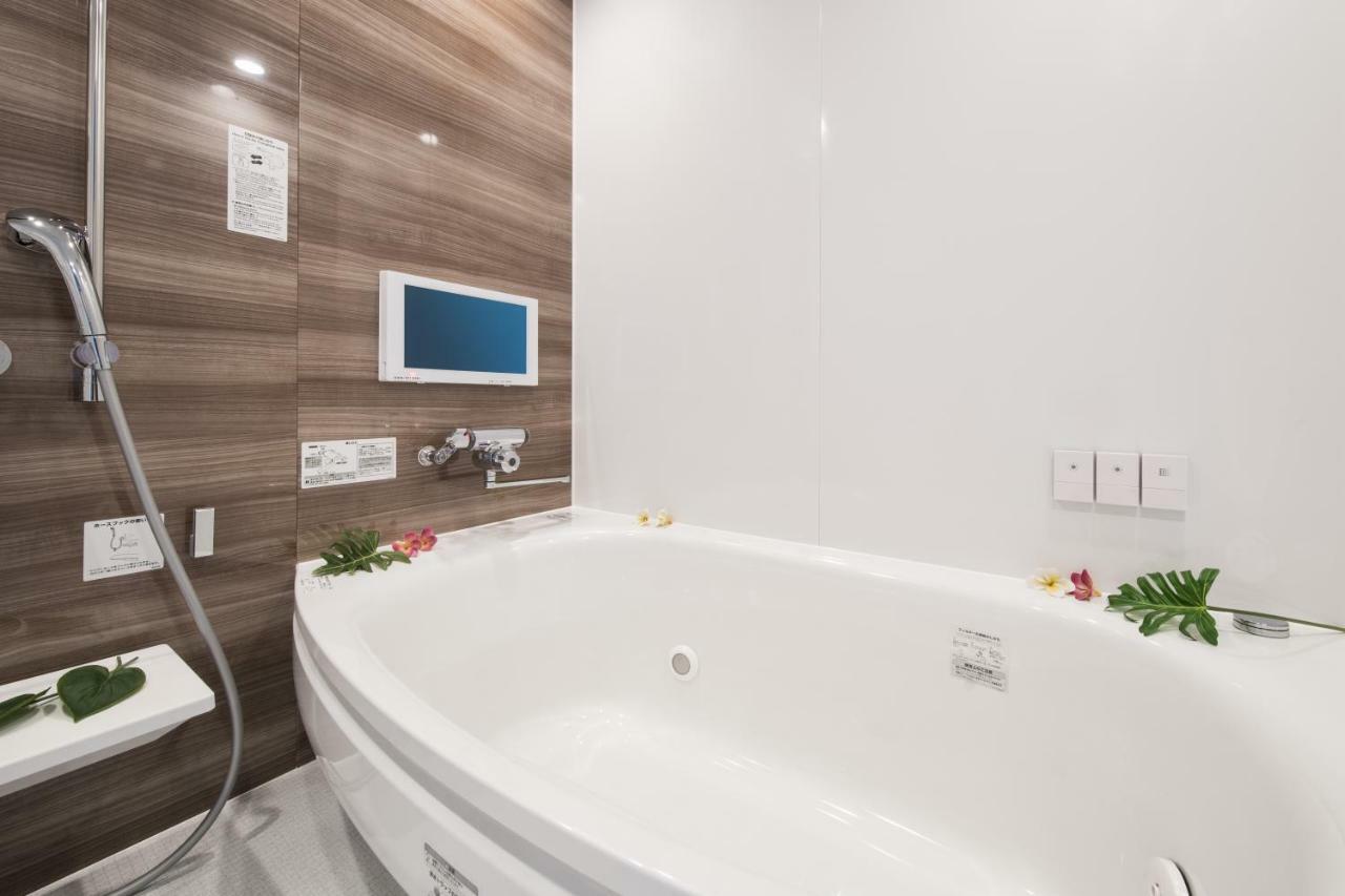 Hotel Alps (Adults Only) Осака Екстер'єр фото